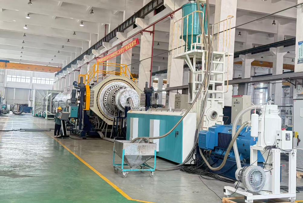 Nyckelpunkter för startutrustning och produktionsteknik för PE-rör med stora diametrar över 2000 mm